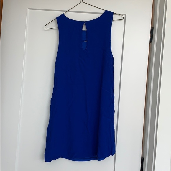 Lulu’s Blue Shift Dress - Picture 3 of 3